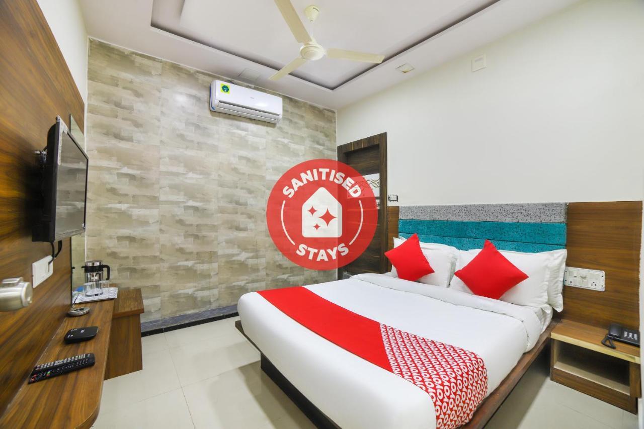 Oyo 67345 Hotel Anjani Inn Naroda Exterior photo
